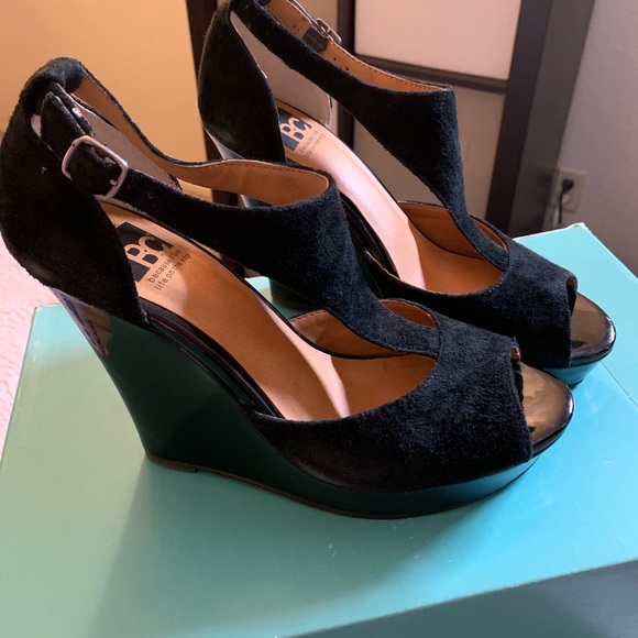 Wedges - Picture 2 of 2